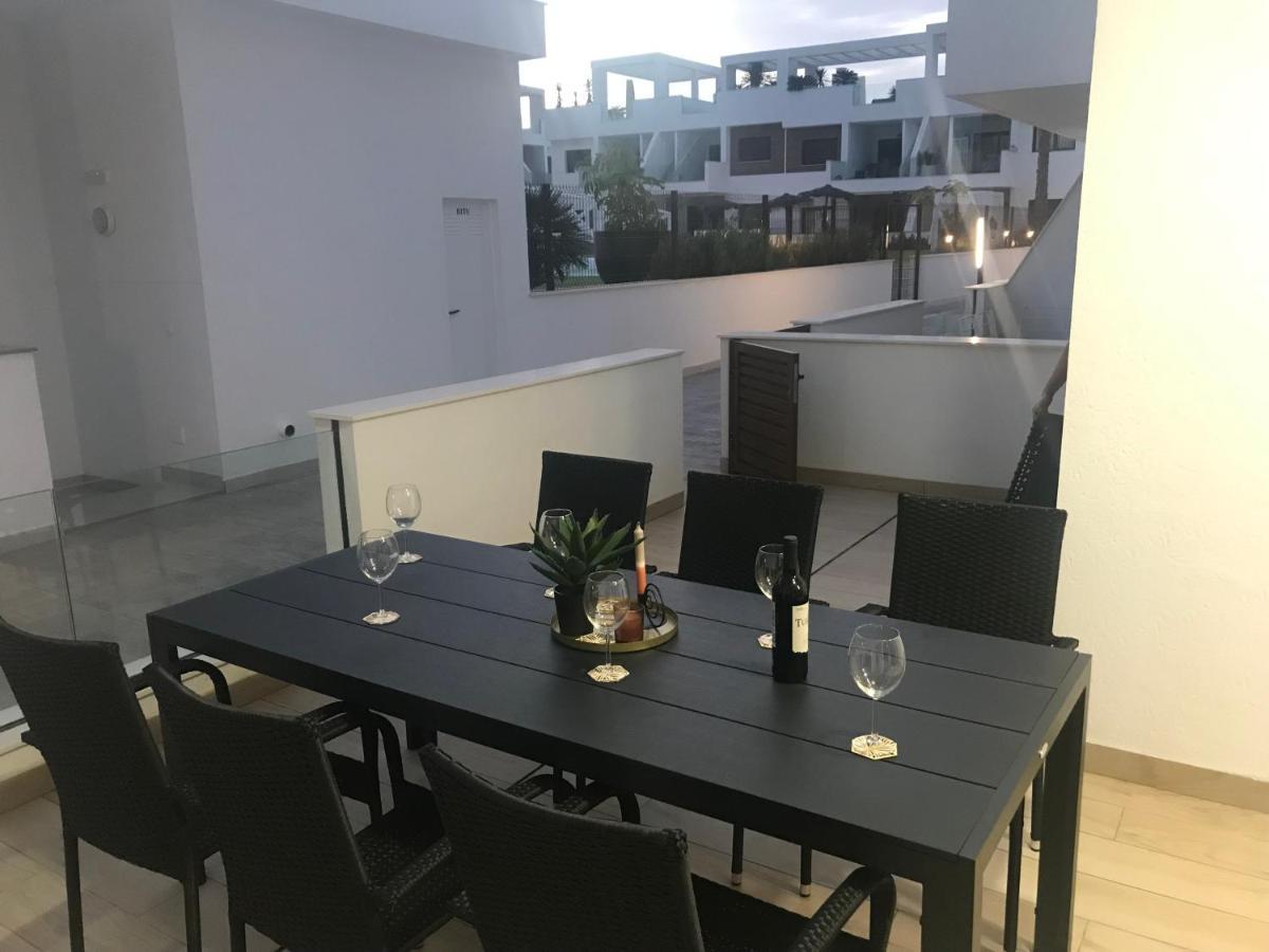 49 Laguna Beach Torrevieja Exterior photo